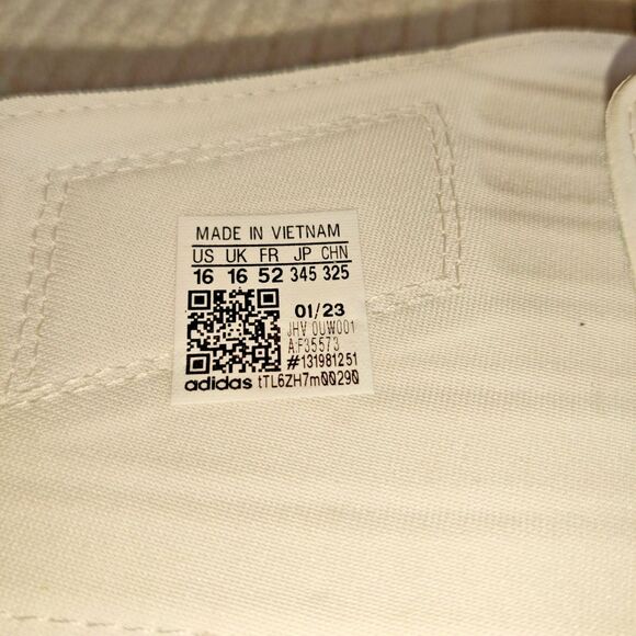 Adidas Adissage Men's US16 ONLY ONE, Right Foot Sandal Slide - Picture 5 of 5